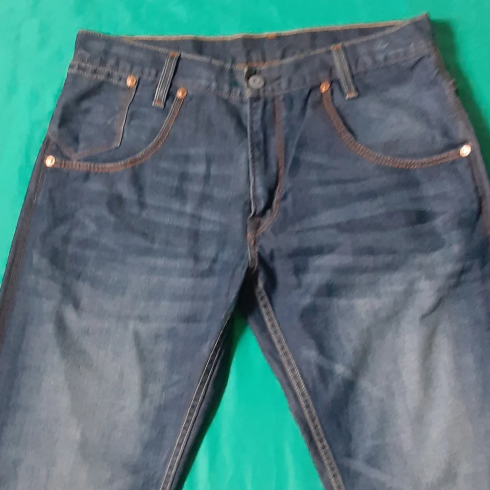 Levi’s 514 Straight Leg Jeans Men’s 34x34 NWOT Medium Wash Classic Fit